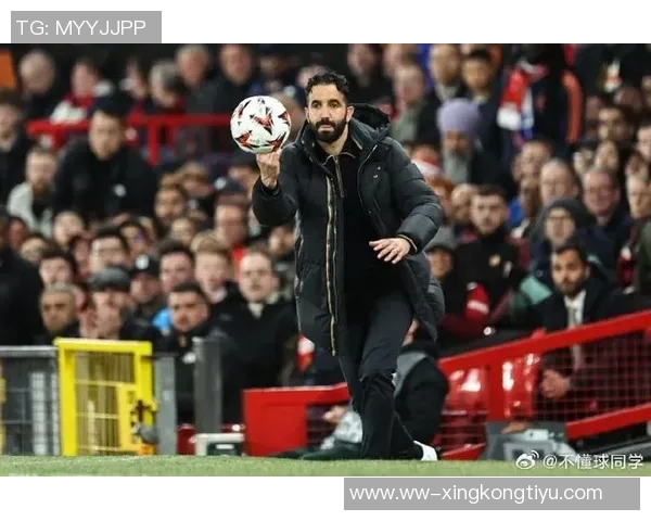 曼联球员因卡灵顿基地翻修后训练时间延长享受更优质的训练环境 曼联球员因卡灵顿基地翻修后训练时间延长享受更优质的训练环境