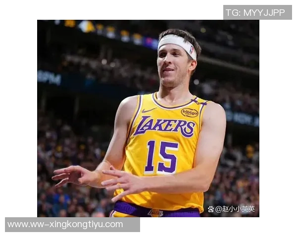 湖人阵容捉襟见肘仅剩十人出战背靠背对抗开拓者三名双向合同球员参战