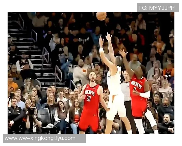 外线双星闪耀狄龙三分全中阿伦稳健发挥助力球队上半场表现